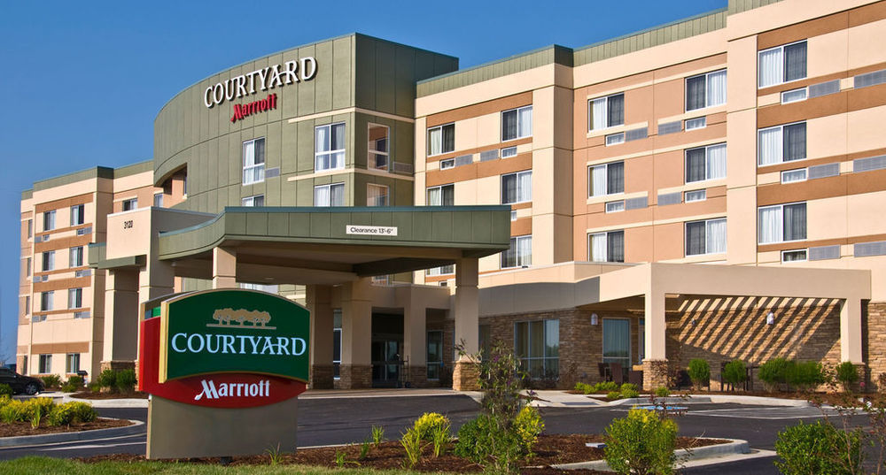 Courtyard By Marriott Nashville מאונט ג'ולייט מראה חיצוני תמונה